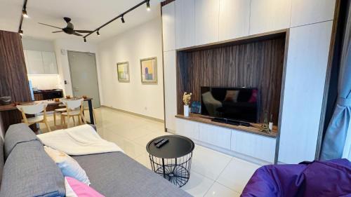 Sentul Pasar Apartment | M Centura Sentul Kuala Lumpur, Fully Air-Con 2-Bedroom Homestay