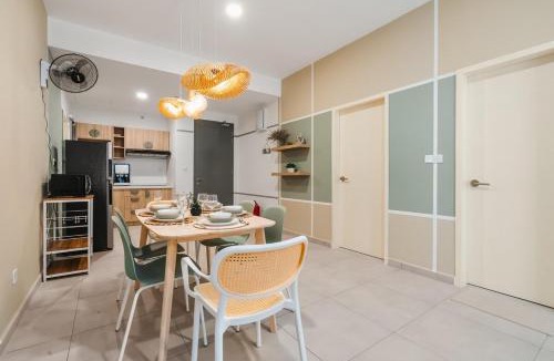 Seri Kembangan Apartment | 4BR Matcha-Inspired Home at Meta Residence by RumaBnB