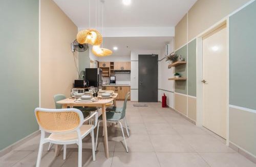 Seri Kembangan Apartment | 4BR Matcha-Inspired Home at Meta Residence by RumaBnB