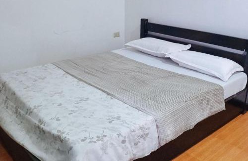 Binmaley Hotel | RedDoorz at Nenas Hotel Dagupan City