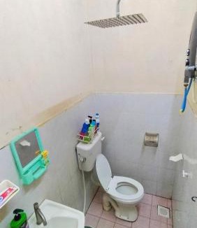 Parit Raja House | Homestay Melewar