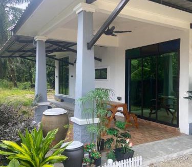 Senggarang Villa | Homestay Senggarang