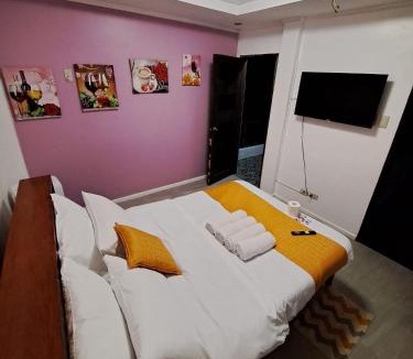 Legazpi Resort | Room at Arthur Resort