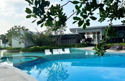 Kuala Langat District Apartment | Han's Homestay by RH Splash Mania at Mayabay Residences, Gamuda Cove