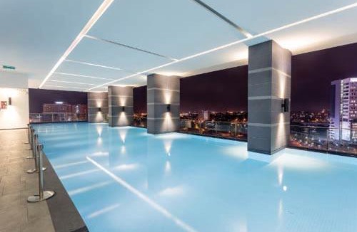 Bunga Paya Pantai Apartment | NEW! The Shore Residences 3BR Luxury I Direct access to Shopping I 6-10pax I 10minsJonker