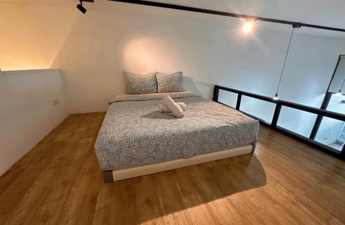 Brickfields Apartment | IHomes33 EST Bangsar KL Sentral LRT 2-4 Pax, IH06