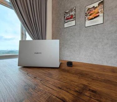 Tebrau Apartment | Mount Austin Manhattan Homestay. 1-5 Pax/Projector Netflix