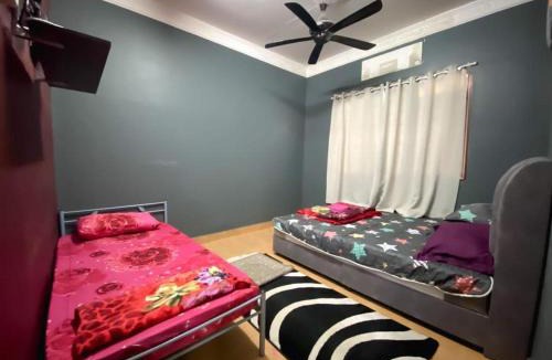Kawasan Perindustrian Chendering Apartment | Family's Homestay