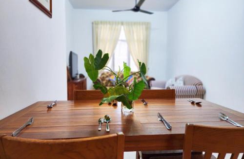 Chemor Apartment | IPOH Chemor Casa Klebang, 5 PAX Fully Air-Con Home