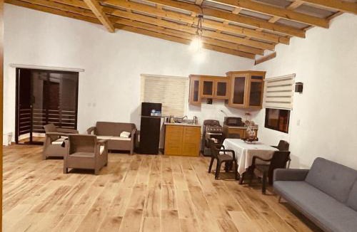 Jarabacoa Villa | Villa vista al rio