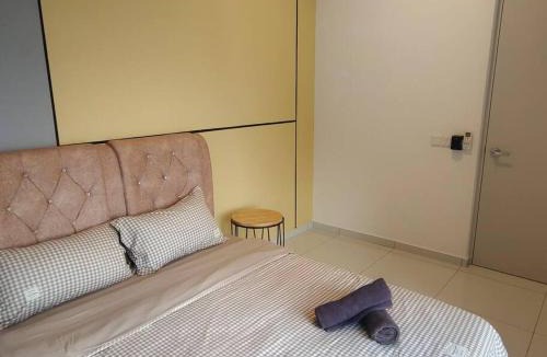 Bukit Indah Apartment | Skytree A0802-(1) Netflix Aeon ByStay