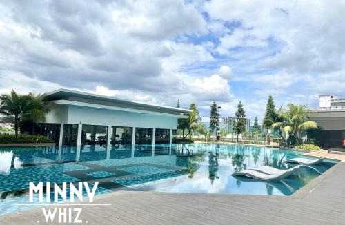 Kampung Bukit Dukong Apartment | Couple Suite Trader Garden Pool View #16