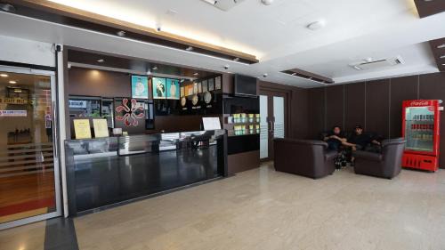 Central District Hotel | Zen Zeng Hotel