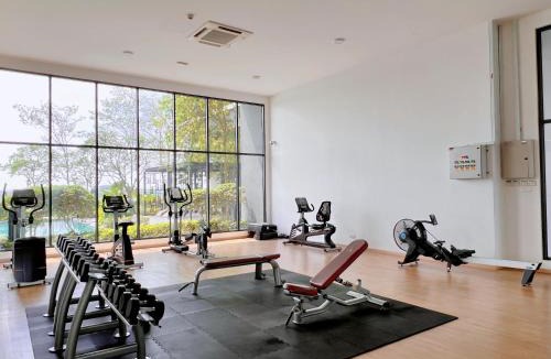 Petaling Jaya Apartment | 2PX Studio @ Emporis Near Segi Uni, MRT KotaDamansara, IKEA, 1Utama & Tropicana Garden Mall