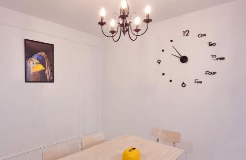 Kampung Kuala Pari Apartment | 6 Superb PoolView Waterpark Manhattan Homestay Ipoh