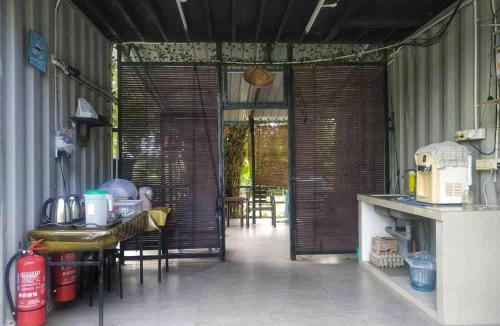 Alor Gajah Ski Chalet | LeThuHouse
