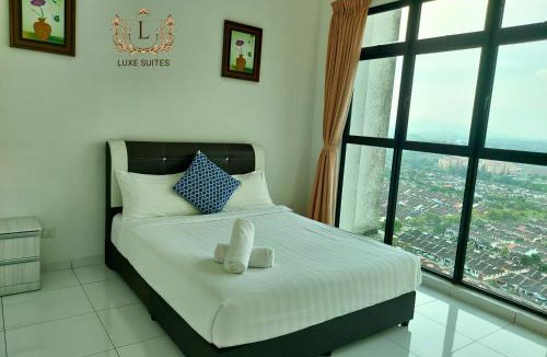 Bukit Indah Hotel | Luxe Suites at Skyloft