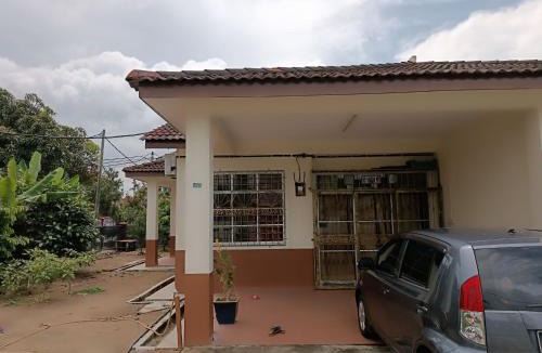 Sungai Baru Tengah House | HOMESTAY D'Manggis Pengkalan Balak Masjid Tanah