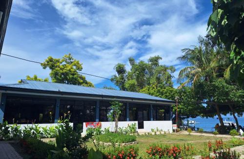 Oslob House | Island Front - Bangcogon Resort and Restaurant