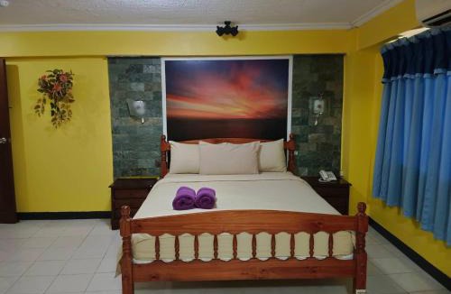 Barretto Hotel | Arizona Beach Resort, Subic Bay, Philippines 2200