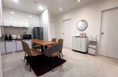 Pusat Komersil Lee Ling Apartment | Kuching Metrocity Homestay-S01 Wincy
