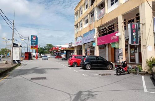 Kampung Balai Besar Hotel | Mi Hotel 2 Dungun