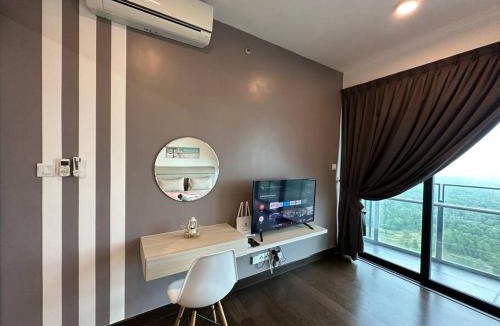 Nusajaya Apartment | Almas suites Cozy NETFLIX100mbps By STAY