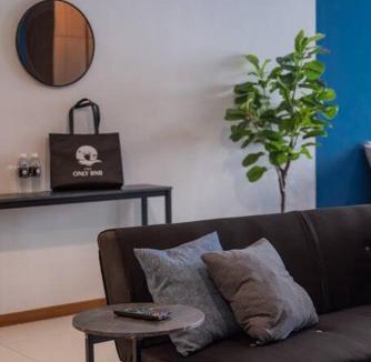 Seri Tanjung Pinang Apartment | Deluxe Seaview Suite Twin Bed by The Only Bnb