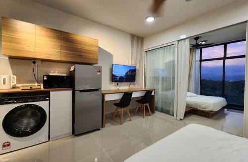 Downtown Kota Kinabalu Apartment | THE SHORE KK CITY VIEW S20 By BC 亚庇城市景观