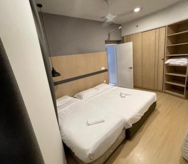 Genting Highlands Apartment | Cuti Genting Luxury 8 Pax Free Wifi 2 bedrooms 2 bathroom Mountain View
