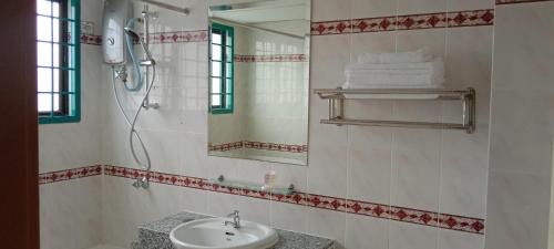 Alor Gajah House | D Savoy @ A'Famosa by RK