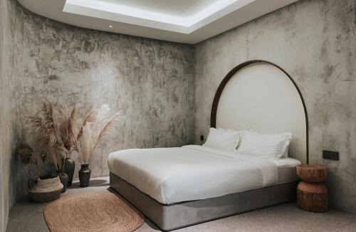 Tanjung Aru Hotel | The Cara Boutique Hotel