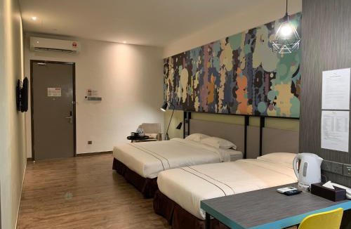 Penampang Hotel | K Hotel