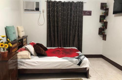 Bantay House | 15pax-2minutes to Vigan-Rose and Fer Transient-2 Bedroom House