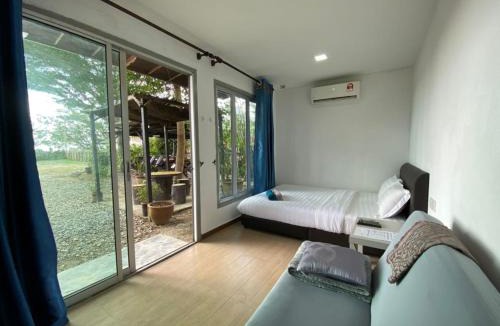 Alor Gajah Ski Chalet | LeThuHouse