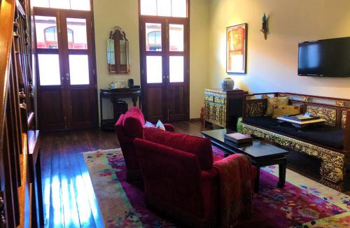 Historic George Town Hotel | Seven Terraces