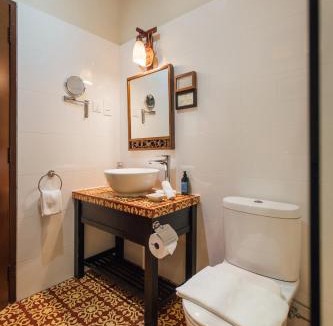 Chinatown Hotel | Campbell House