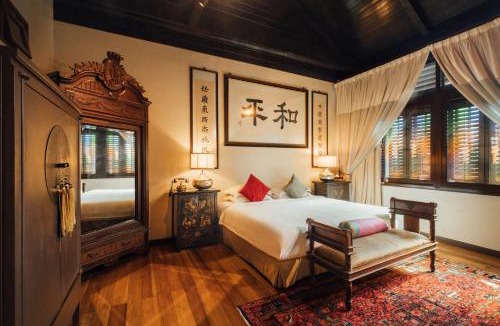 Chinatown Hotel | Campbell House