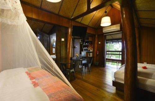 Kampung Shee Tan Cabin | MaliHom Private Estate