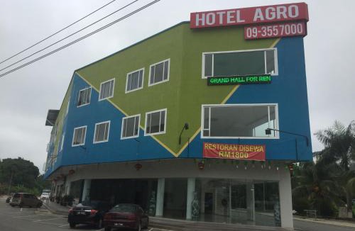 Kampung Melayu Sempalit Hotel | Hotel Raub Agro