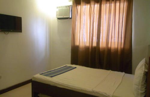 Laoag Hotel | ZIUR INN