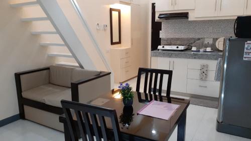 Ormoc Hotel | Rosetta Guest House