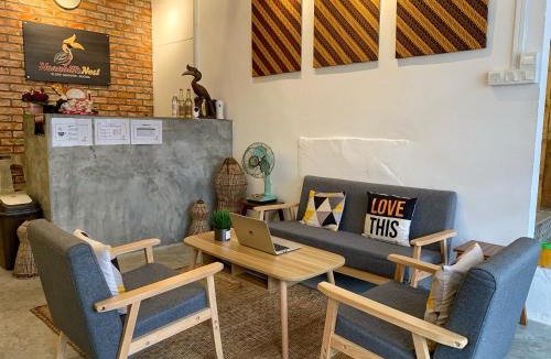 Kampung Lintang Hostel | Hornbill's Nest Kuching