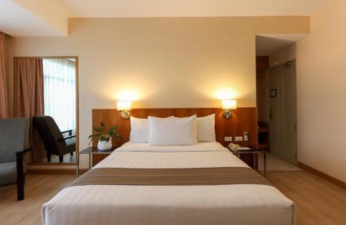 Santa Rosa Hotel | Paseo Premiere Hotel
