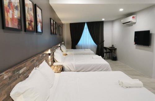 Simpang Renggam Hotel | L Hotel