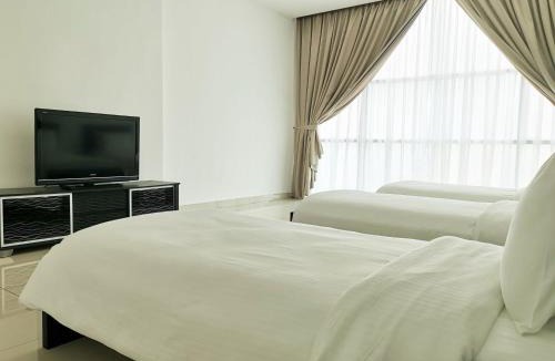 Taman Century Hotel | KSL Hotel & Resort