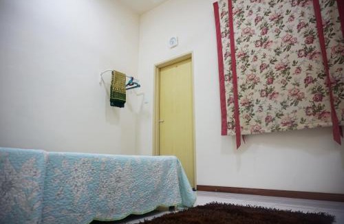 Kota Warisan House | Warisan Indah Homestay KLIA 2 Melayu sahaja