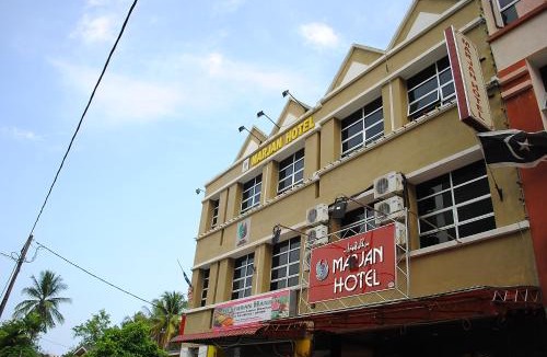 Kampung Gong Pauh Hotel | Marjan Hotel Sdn Bhd