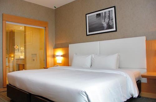 Taman Century Hotel | Holiday Villa Johor Bahru City Centre