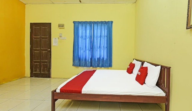 OYO 90657 D'ambang Resort